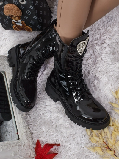 Lakieruoti šnuoruojami moteriški aulinukai Emelune