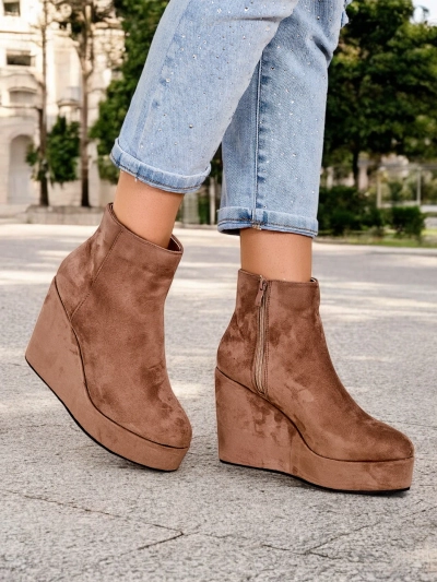 Женские ботильоны с танкеткой Royalfashion Sieffa