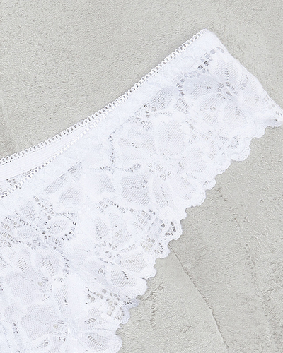 Moteriškos baltos nėriniuotos kelnaitės – apatinis trikotažas