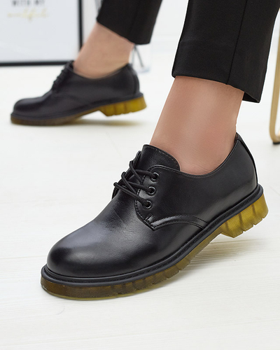 Juodi moteriški pusbačiai Heloso- Footwear