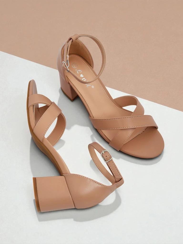 Royalfashion moteriškos basutės su žemu kvadratiniu kulnu Eleganza Strap