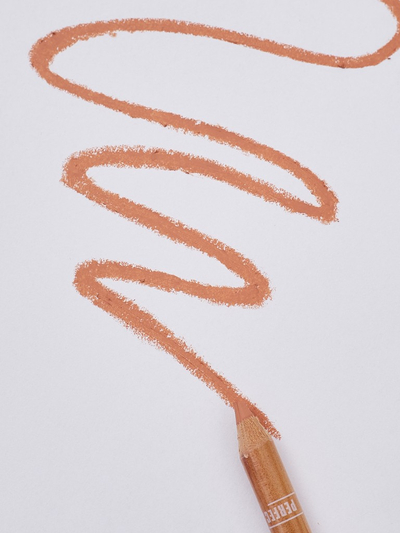 Губная помада в оттенке Morella