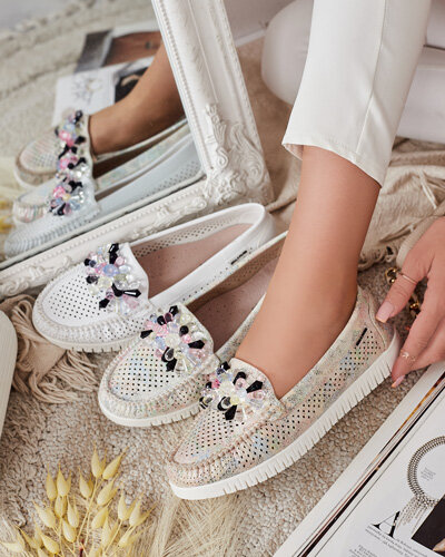 "Royalfashion" Moteriški ažūriniai mokasinai su karoliukais Nasfali