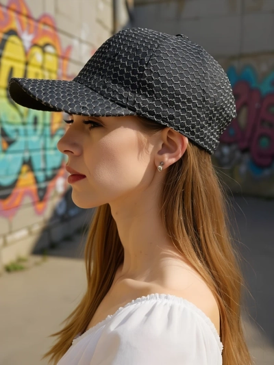 Royalfashion Shine Stitch Kepurė