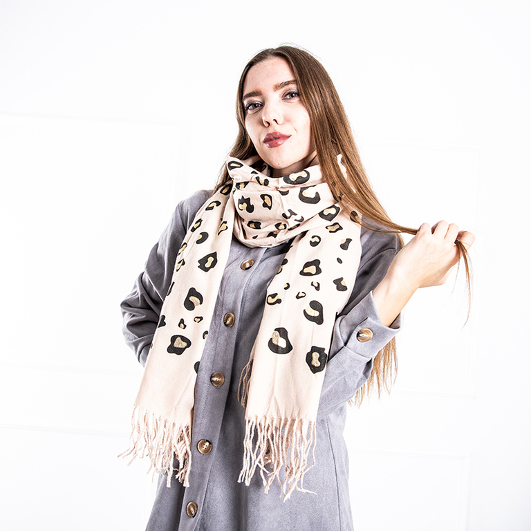Кремовый женский шарф с принтом