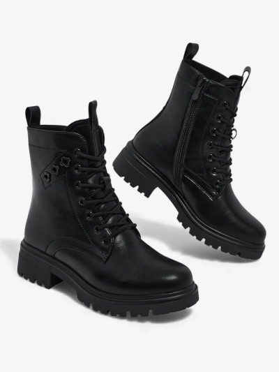 Eko odos aulinukai suvarstomi Nometa