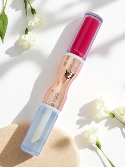 Lūpų dažai ir skaidrus blizgesys 2-in-1 Velvet Punch