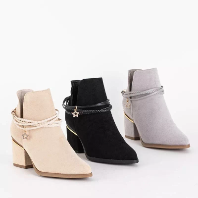 Бежевые женские ботильоны на каблуке Sheea