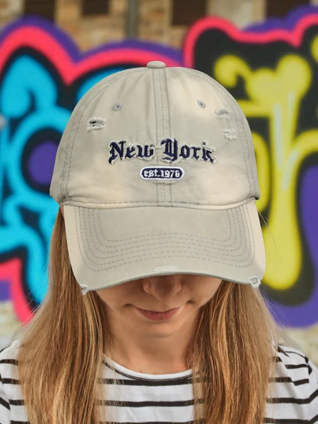 Royalfashion Cap New York 1976 - Distressed, Fresh!