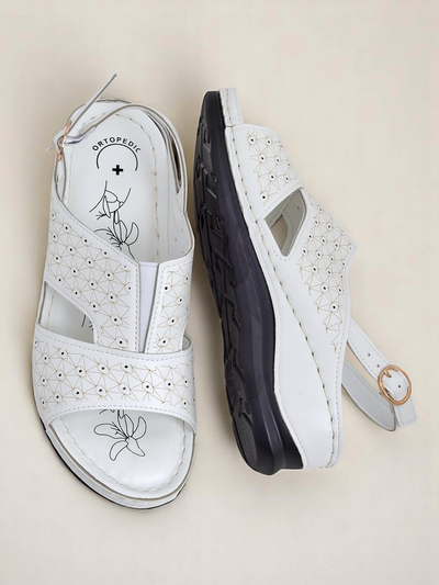 Royalfashion moteriškos basutės su žemu platformos kulniuku Comfort Chic