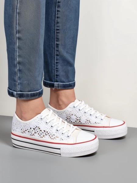 Женские перфорированные кроссовки Royalfashion Nizzet