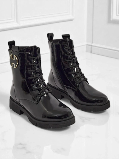 Lakiniai moteriški aulinukai su raišteliais Kalen