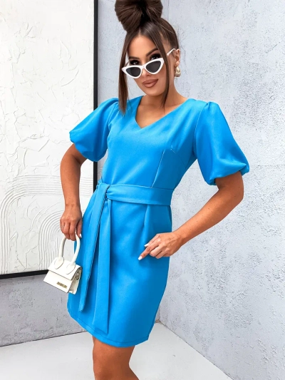 Royalfashion Moteriška mini suknelė su pūstomis rankovėmis ir V formos iškirpte