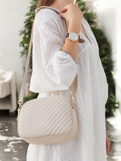 Royalfashion Maža ovali moterų delninė, pagaminta iš ekoskins.