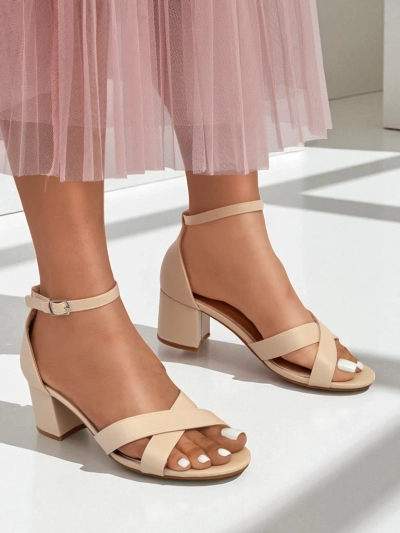 Royalfashion Moteriškos basutės su žemu kvadratiniu kulnu Eleganza Strap