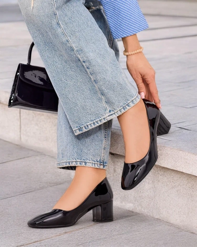 Женские туфли с низким каблуком Royalfashion Penoi