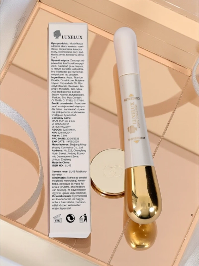 Aurelia Luxelux Concealer – waterproof concealer with makeup brush