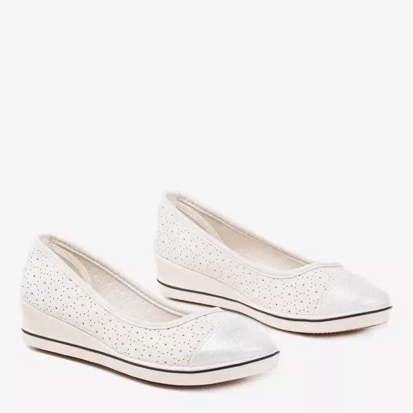 OUTLET Бежевые балетки на низкой танкетке Irtriva - Обувь