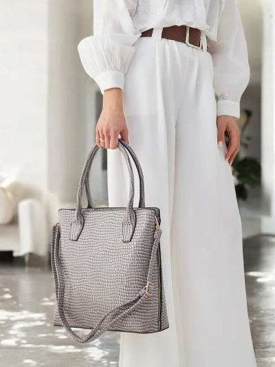 Royalfashion lakinė moteriška rankinė su reljefu