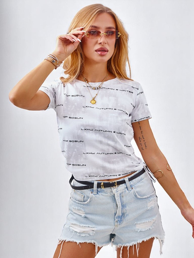 Royalfashion Женская хлопковая футболка с боковыми завязками, надписями и блестками