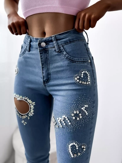 Синие женские джинсовые шорты длиной 3/4 с цирконами - Одежда