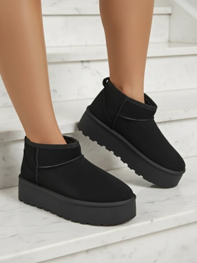 Royalfashion Женские снежные ботинки на платформе a'la черного цвета Dagodo