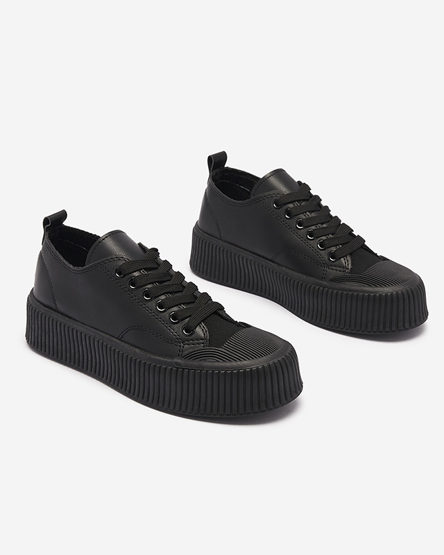 Juodi moteriški sportiniai bateliai ant platformos Koddop - Avalynė