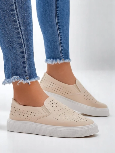 Royalfashion moteriški perforuoti šlepetės Emillia