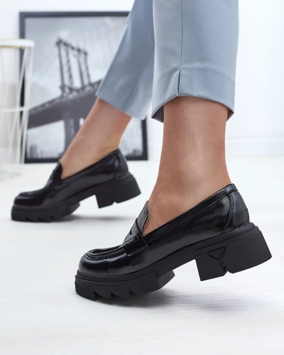 Juodi moteriški eko odos mokasinai Sepop- Footwear