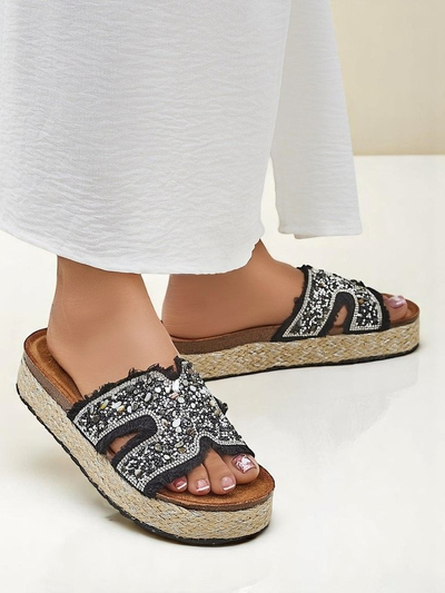 Royalfashion moteriškos šlepetės su Candy Candy papuošimais