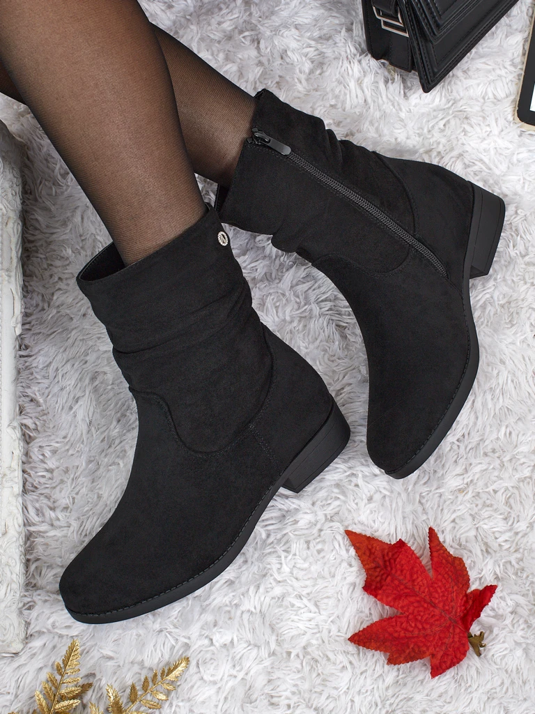 Wyższe botki damskie eko zamszowe Norvia