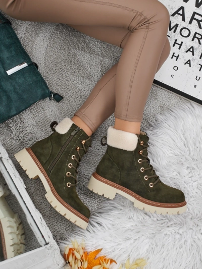 Moteriški aulinukai su kailiuku Tessara