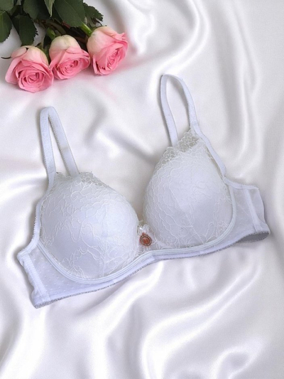 Royalfashion Moteriška push-up liemenėlė su nėriniais Romance Push-Up