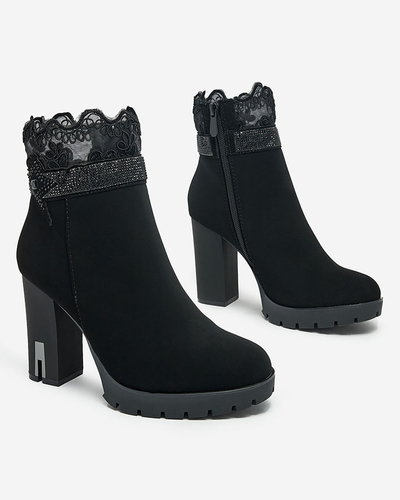 Royalfashion Женские сапоги на шпильке с декором Leroleda