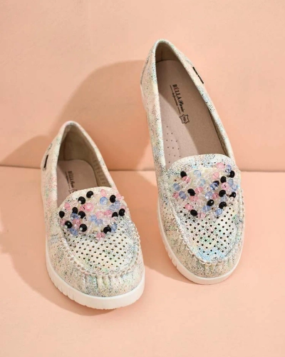 Royalfashion Moteriški ažūriniai mokasinai su karoliukais Namis