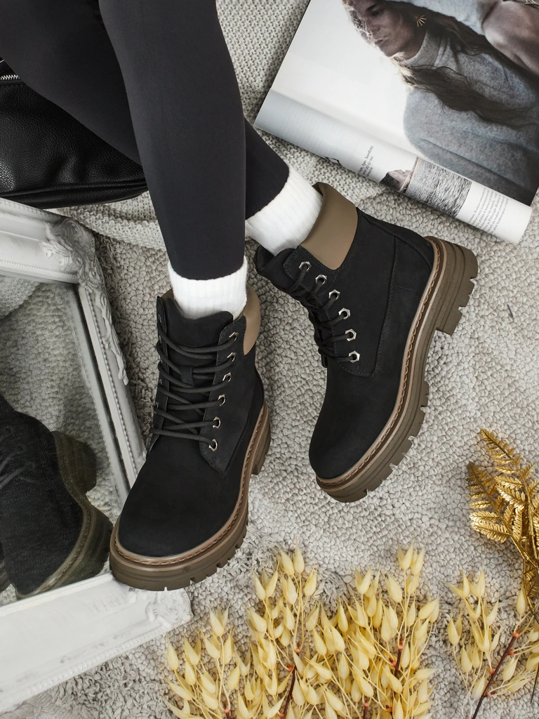 Moteriški aulinukai Avienne