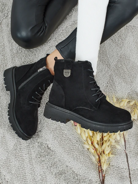 Moteriški aulinukai Tirra