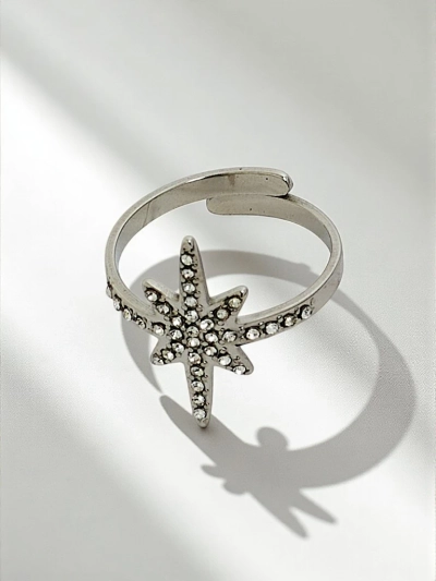 Dolce Vita apyrankė su dekoratyviniais pakabukais