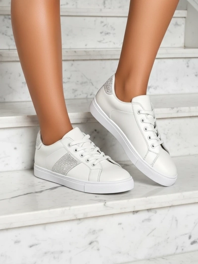 Luminosa Białe Sneakersy z Ekologicznej Skóry