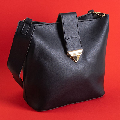 Женская сумка черного цвета