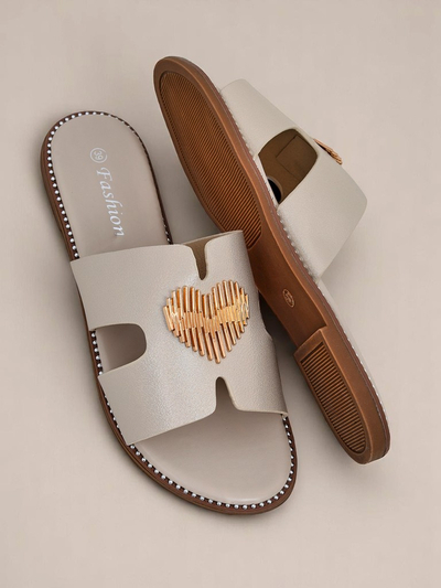 Royalfashion Women's Flat Sole Heart Chic Slides