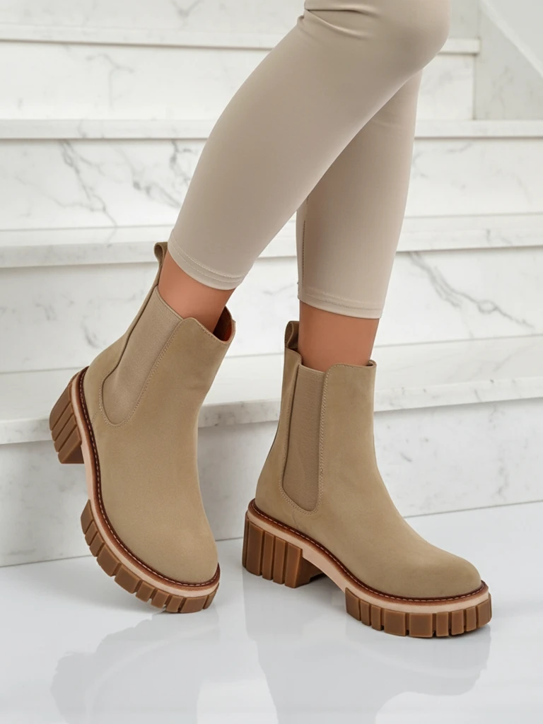 Aulinukai su stulpeliais iš eko nubuko Amber Walk