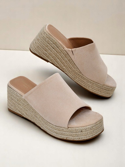 Royalfashion Женские босоножки на танкетке Erli Erli