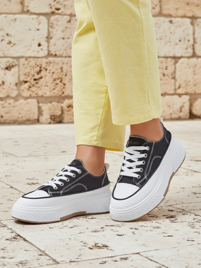 Royalfashion Женские платформенные кроссовки Beemes
