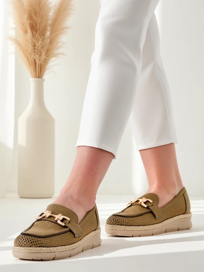 Роялфэшн женские балетки с декоративным акцентом на носке