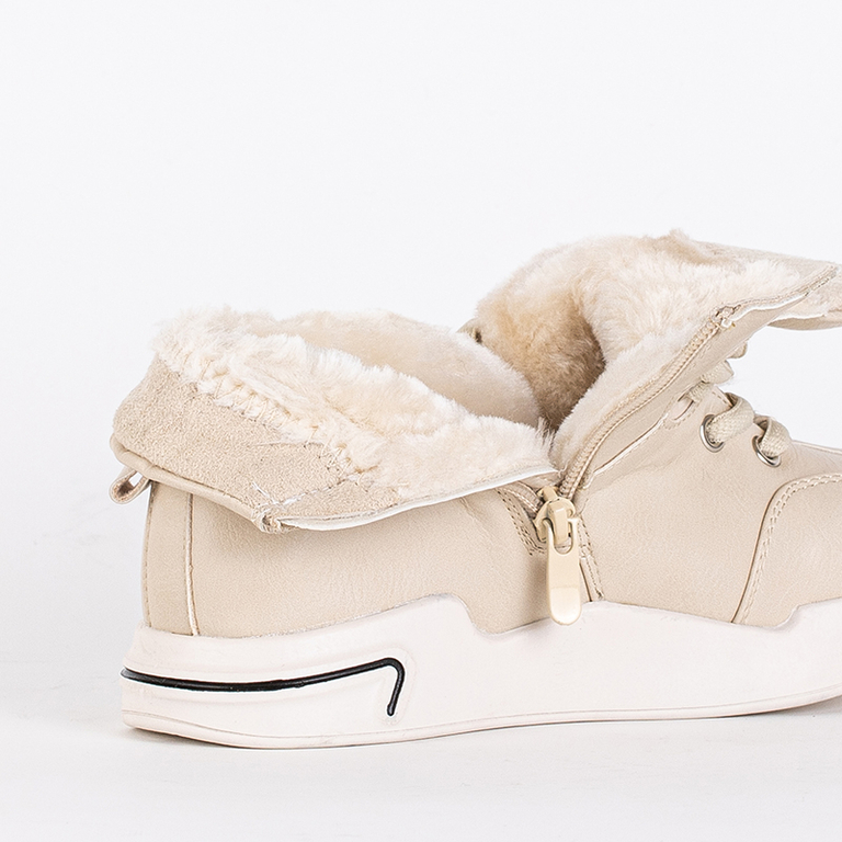 Детские спортивные ботинки в бежевом цвете Imiri