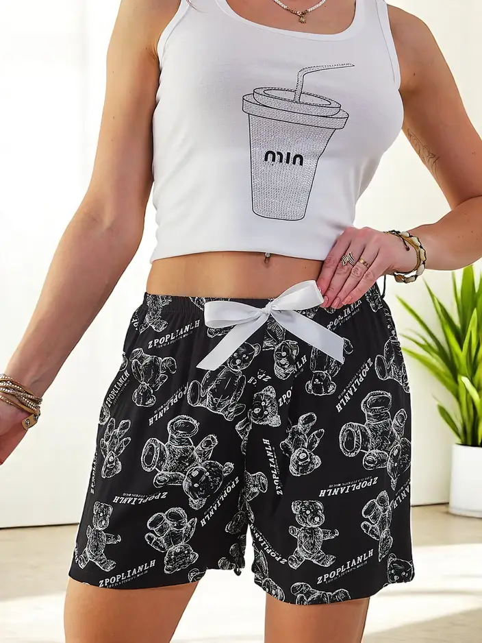 Royalfashion medvilniniai moteriški šortai su lokiais