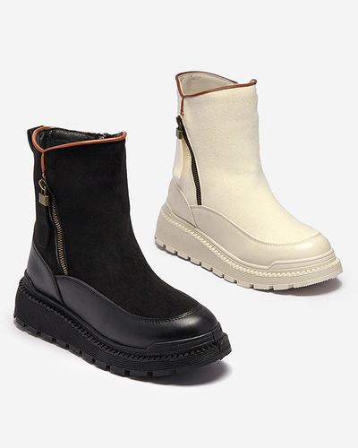 Черные женские сапоги на плоском каблуке Mefina- Footwear