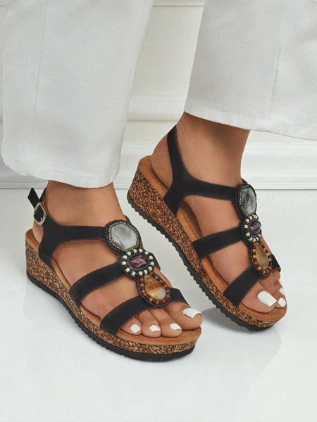 Royalfashion moteriškos basutės su platforma ir akmenukais Grace Shine