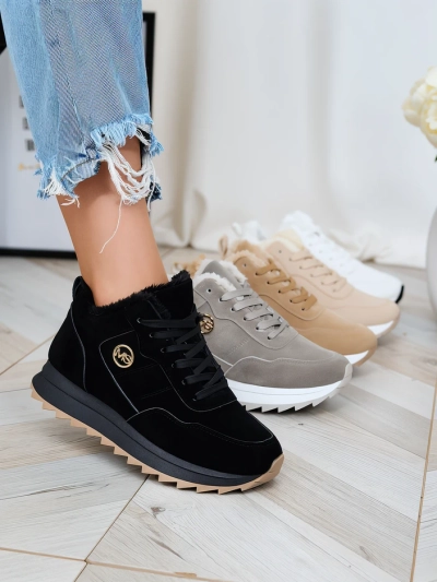 Royalfashion Черная утепленная женская спортивная обувь Lahho